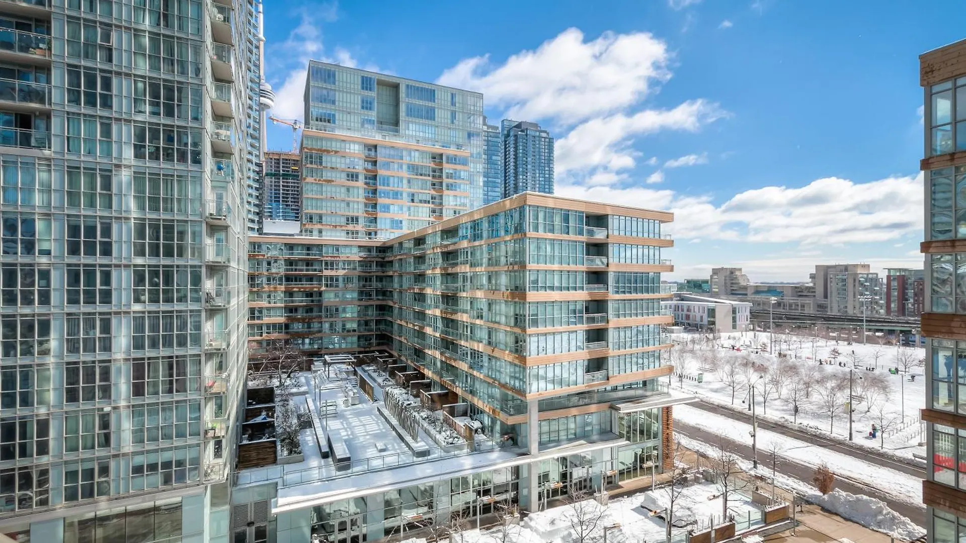 Apartment Delight Suites In Downtown Toronto Mississauga