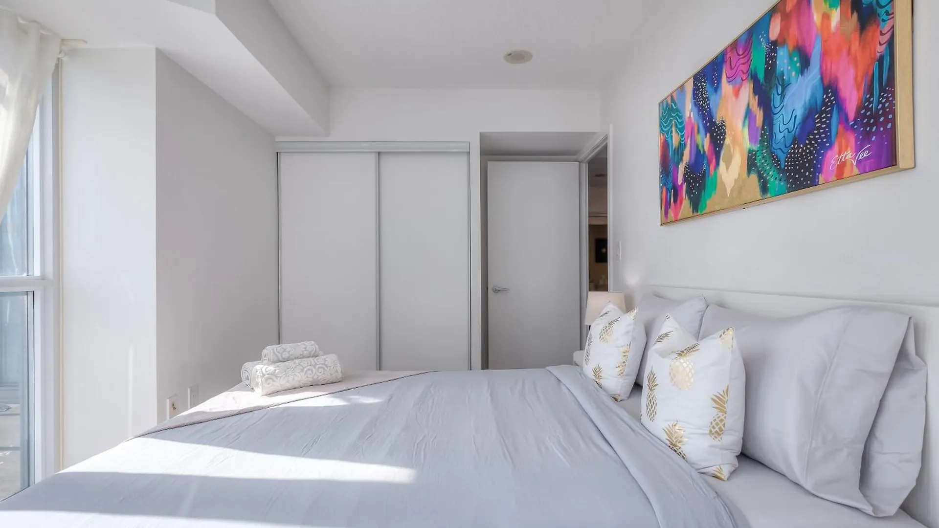 Delight Suites In Downtown Toronto Mississauga