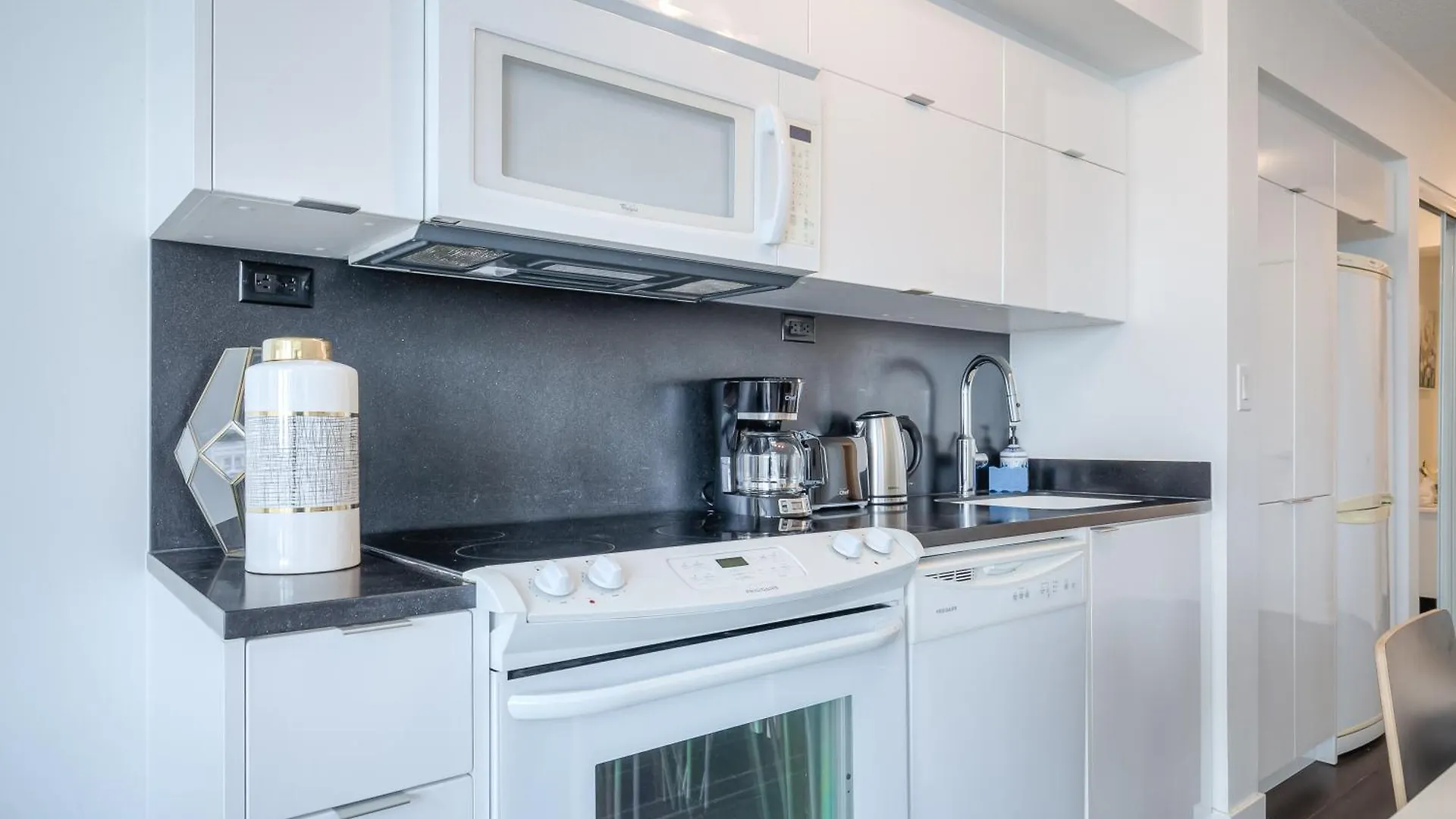 Delight Suites In Downtown Toronto Mississauga 0*,  Canada