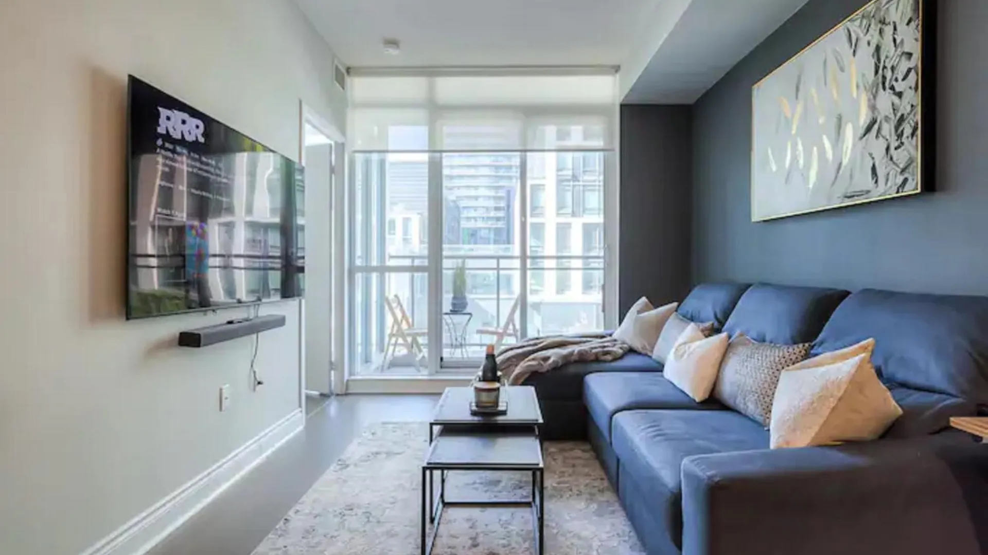 Apartment Delight Suites In Downtown Toronto Mississauga Canada